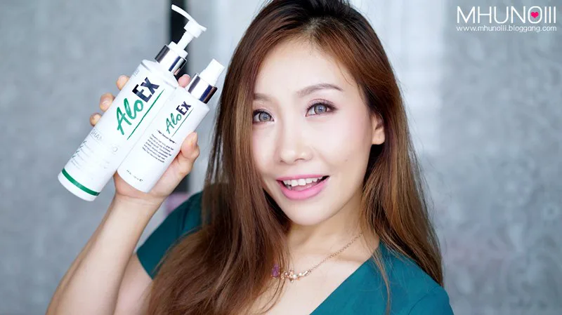 วิธีฉีดเซรั่ม AloEx ลงบนหนังศีรษะและนวดเบาๆ เพื่อบำรุงรากผม